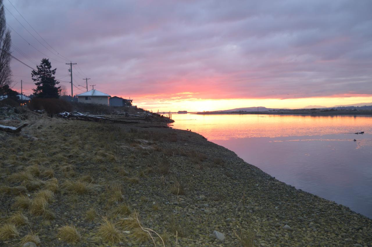Estuary House Reflexology B&B Кортни Екстериор снимка